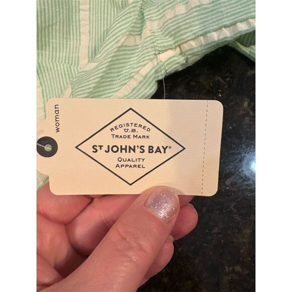 St. John's Bay Women's 1X Green Striped 3/4 Sleeve V-Neck Blouse NWT - Picture 6 of 9